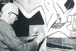 Le Corbusier, travaillant sur le carton de la tapisserie 